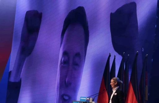 Elon Musk&rsquo;ın aşırı sağcı AfD&rsquo;ye desteği s&uuml;r&uuml;yor: "Almanya i&ccedil;in ger&ccedil;ekten en iyi umut sizsiniz"
