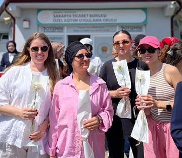 ElvanGroup&rsquo;tan Anneler G&uuml;n&uuml;&rsquo;ne anlamlı dokunuş