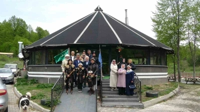 Emekli k&uuml;t&uuml;phane memuru, 309&rsquo;uncu k&uuml;t&uuml;phanesini tarihi Kayı Obası&rsquo;nda kurdu
