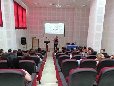 Emet MYO&rsquo;da Perovskit Fotovoltaikler" konulu seminer d&uuml;zenlendi
