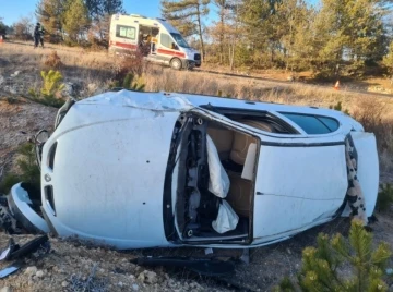 Emet&rsquo;te otomobil takla attı: 1 &ouml;l&uuml;
