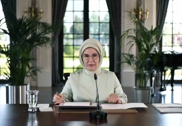 Emine Erdoğan &rsquo;BM Sıfır Atık Y&uuml;ksek D&uuml;zeyli Şahsiyetler Danışma Kurulu&rsquo; toplantısına başkanlık etti
