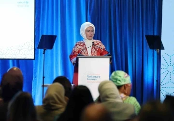 Emine Erdoğan&rsquo;dan G&ouml;n&uuml;l El&ccedil;ilerine K&uuml;resel Davet Programı&rsquo;na ilişkin paylaşım
