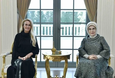 Emine Erdoğan, KKTC Cumhurbaşkanı&rsquo;nın eşi Nilden Bektaş Erh&uuml;rman ile bir araya geldi