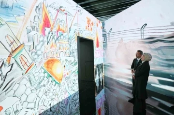 Emine Erdoğan &ldquo;Kurşun Ge&ccedil;irmez D&uuml;şler: Gazzeli &Ccedil;ocuk Ressamlar Sergisi&rdquo;ni ziyaret etti
