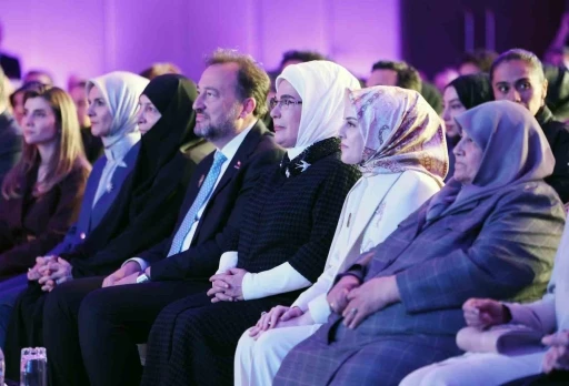 Emine Erdoğan, Uluslararası Farkındalık Zirvesi&rsquo;nde &ldquo;kadın&rdquo; vurgusu yaptı
