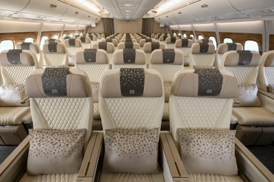 Emirates&rsquo;ten G&ouml;ky&uuml;z&uuml;nde Yeni D&ouml;nem: Yenilenen İlk 3 Sınıflı A380 Seferlere Başladı