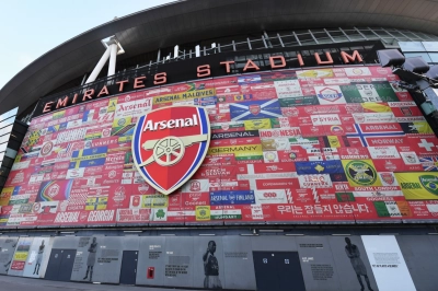Emirates ve Arsenal'in Uzun Soluklu Ortaklığı 2033'e Kadar Uzadı