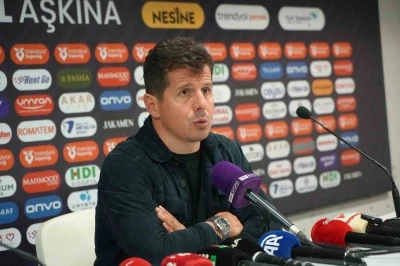 Emre Bel&ouml;zoğlu: "Matematiksel olarak hen&uuml;z hi&ccedil;bir şey bitmiş değil"
