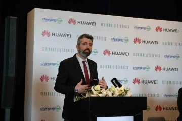 Enerjisa elektrikli ara&ccedil;lar ve farklı şarj tedarik&ccedil;ileri i&ccedil;in ortak buluşma noktası olan Charging Hub&rsquo;ı kuruyor
