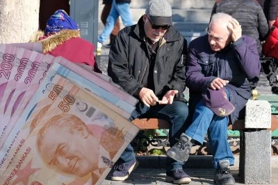 Enflasyon rakamlarının ardından en d&uuml;ş&uuml;k emekli maaşı belli oldu