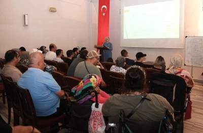 Engelli bireyler haklarını Osmangazi&rsquo;de &ouml;ğrendi