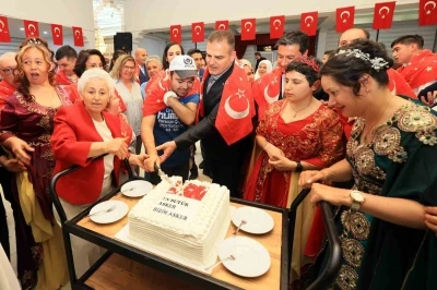 Engelli bireyler i&ccedil;in &lsquo;Asker Kına Gecesi&rsquo;
