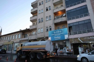 Engelli kadın annesinin cesediyle 1 ay yaşadı