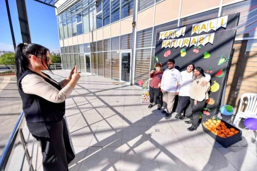 Engelsiz Yaşam Merkezi&rsquo;nde &rsquo;Yerli Malı Haftası&rsquo; kutlandı
