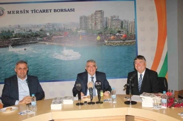 Ercan G&uuml;neş &lsquo;Sanata dair yaşananlar&rsquo; adlı kitabının tanıtımını yaptı
