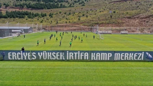 Erciyes Y&uuml;ksek İrtifa Kamp Merkezi, bilimsel araştırmaya konu oldu
