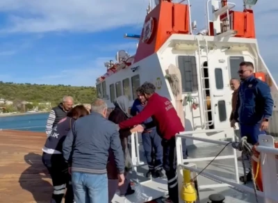 Erdek&rsquo;te fırtınaya rağmen hasta tahliyesi ger&ccedil;ekleştirildi
