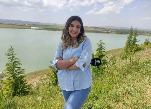 Erkek arkadaşı tarafından silahla vurulan gazeteci Semra&rsquo;nın yaşam savaşı s&uuml;r&uuml;yor