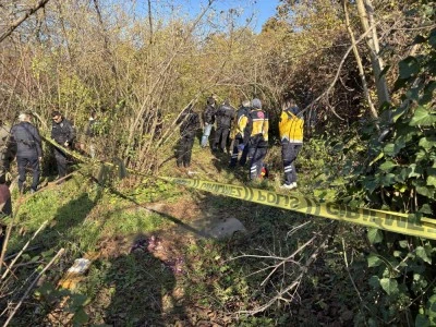 Erkek arkadaşını &ccedil;alılıkların arasında başından vurulmuş halde &ouml;l&uuml; buldu