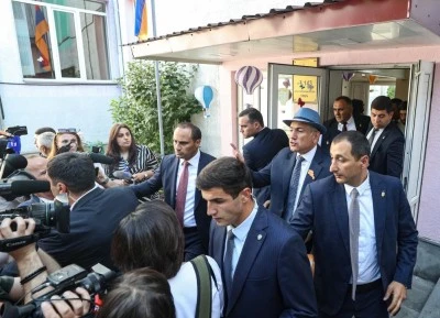 Ermenistan Başbakanı Paşinyan'dan dikkat &ccedil;eken T&uuml;rkiye ve Azerbaycan demeci!