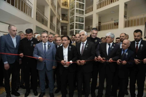 ER&Uuml;&rsquo;de &ldquo;S&uuml;rg&uuml;n&uuml;n 80. Yılında Ahıska T&uuml;rkleri&rdquo; Paneli d&uuml;zenlendi
