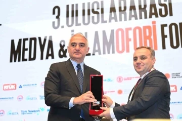 ER&Uuml;&rsquo;n&uuml;n Sempozyum Konsorsiyumunda Yer Aldığı &ldquo;3. Uluslararası Medya ve İslamofobi Sempozyumu&rdquo; ger&ccedil;ekleştirildi
