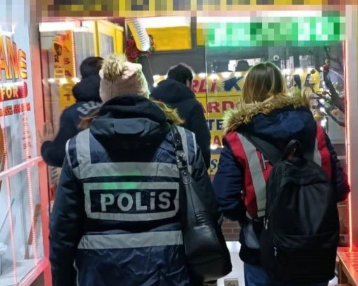 Erzincan &Ccedil;ocuk Şube işletmeleri denetledi
