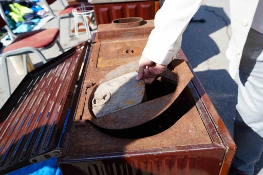 Erzincan&rsquo;da havalar soğudu, sobalar satışa &ccedil;ıkarıldı
