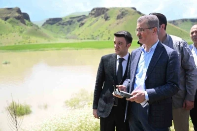 Erzurum&rsquo;da girdiği nehirde kaybolan &ccedil;obanı arama &ccedil;alışmaları s&uuml;r&uuml;yor