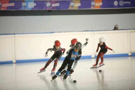 Erzurum&rsquo;da short track yarışları başladı
