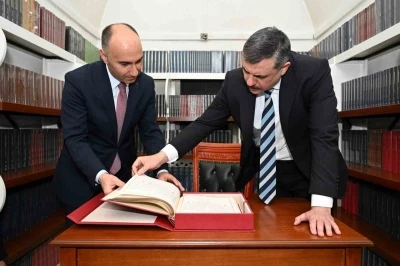 Erzurum Yazma Eser K&uuml;t&uuml;phanesi&rsquo;nde bin 217 eser bulunuyor
