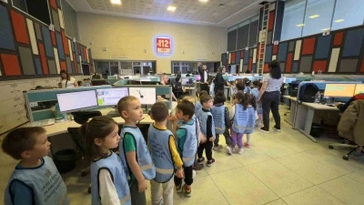 Es &Ccedil;ocuk Evi&rsquo;nin minikleri 112&rsquo;yi keşfetti
