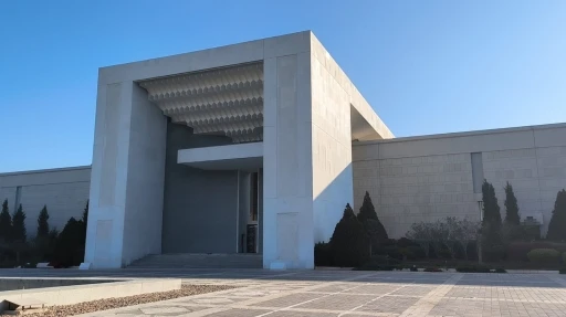 Esad&rsquo;ın başkanlık sarayında sessizlik hakim
