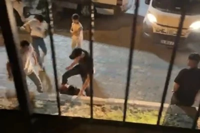 Esenler'de 'kız meselesi' nedeniyle d&ouml;v&uuml;p, baltayla saldırdılar: 7 tutuklama