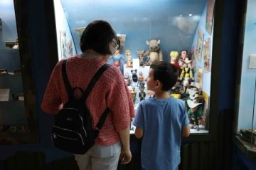 Esenlerliler soluğu m&uuml;zelerde aldı
