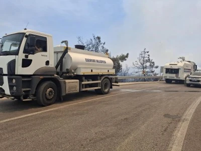  Esenyurt Belediyesi&rsquo;nden Bursa&rsquo;daki orman yangını s&ouml;nd&uuml;rme &ccedil;alışmalarına destek