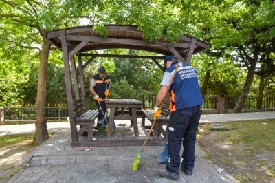 Esenyurt&rsquo;ta 7/24 temizlik seferberliği
