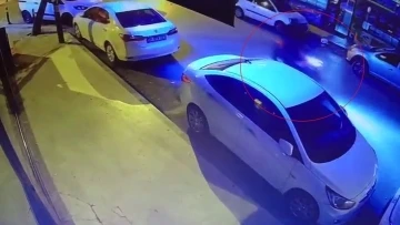 Esenyurt&lsquo;ta motosikletli saldırganlar dehşet sa&ccedil;tı
