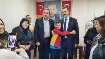 Esgin&rsquo;den Demirtaş&rsquo;a m&uuml;jde yağmuru
