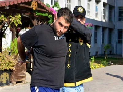 Eşi cezaevinde olan kız kardeşinin sevgilisini &ouml;ld&uuml;rd&uuml;