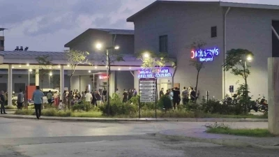 Eşi tarafından pompalı t&uuml;fekle vurulan kadın hayatını kaybetti