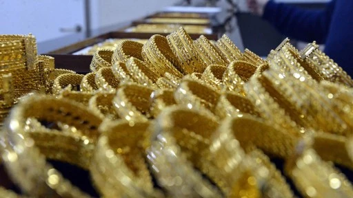 Eşinizin takılarını alırken bir kez daha d&uuml;ş&uuml;n&uuml;n! 