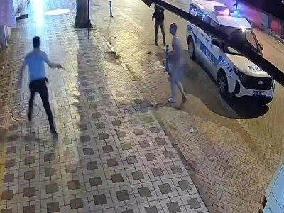 Eşini &ouml;ld&uuml;r&uuml;p kızını yaraladı