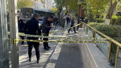 Eşini rahatsız eden adama tuzak kurup kurşun yağdırdı