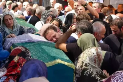 Ailesini &Ouml;ld&uuml;ren Dr. Cezaevinde İntihara Kalkıştı!