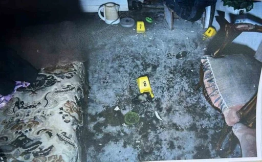 Eşini yakarak &ouml;ld&uuml;rd&uuml;ğ&uuml; iddia edilen şahıs hakim karşısında