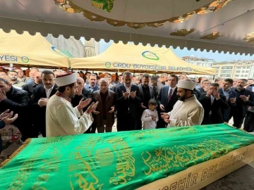 Eski AK Parti Altınordu İl&ccedil;e Başkanı Cihan Erken, son yolculuğuna uğurlandı
