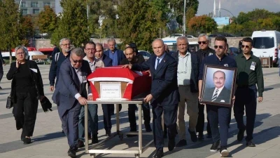 Eski Bakan G&uuml;ner, Ankara&rsquo;da son yolculuğuna uğurlandı