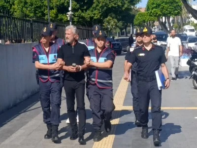 Eski belediye başkanı Ş&uuml;kr&uuml; S&ouml;zen'in tutuklandığı soruşturmada 12 yeni tutuklama